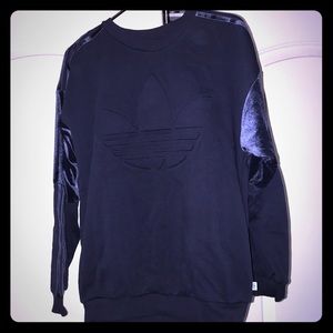 Adidas Sweatshirt - size small